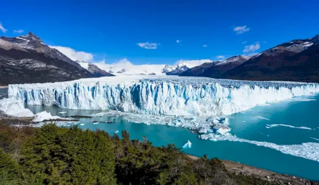 LEYDEGLACIARES